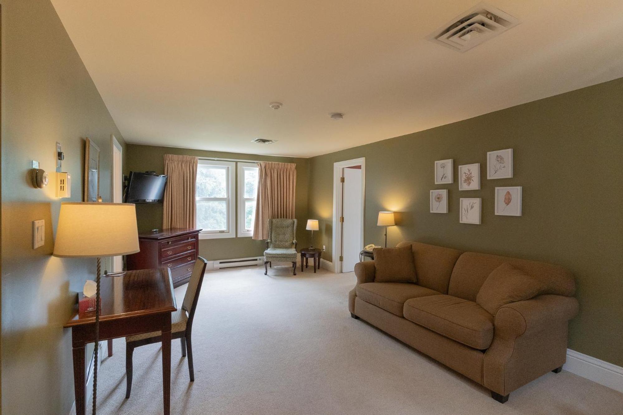 Westover Inn Saint Marys ภายนอก รูปภาพ