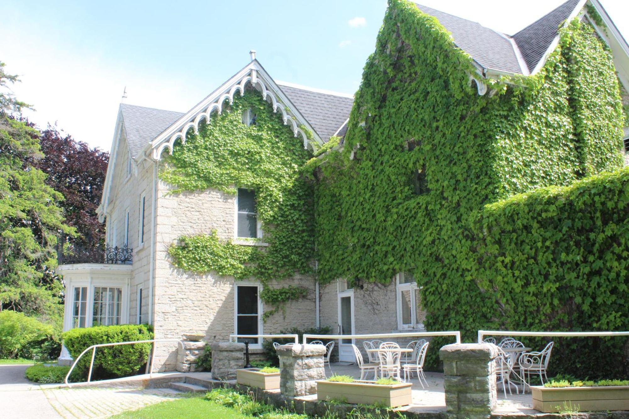 Westover Inn Saint Marys ภายนอก รูปภาพ